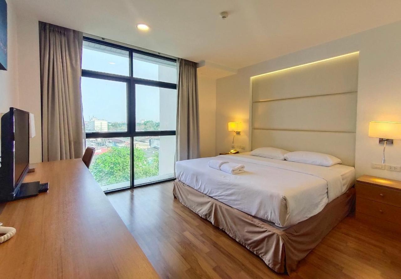 Ebina House - Sha Extra Plus Bangkok Exterior photo